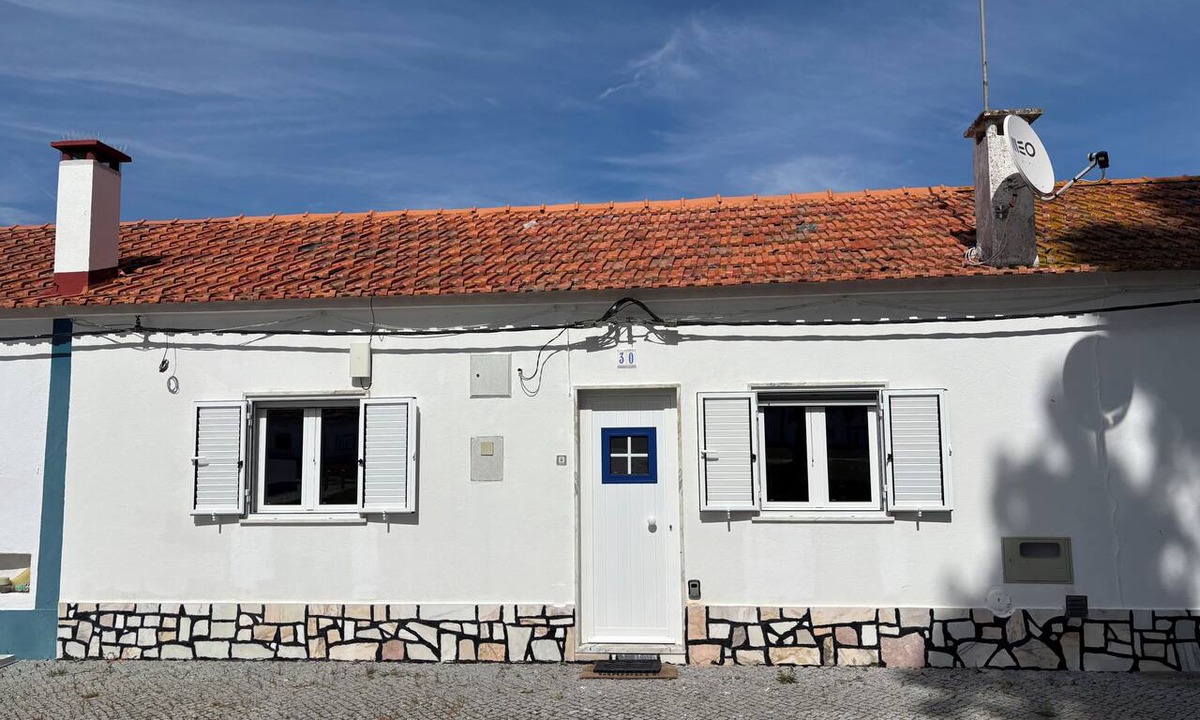 Santa Maria do Castelo House | 2-bed house in charming village 30 min from Comporta Beach