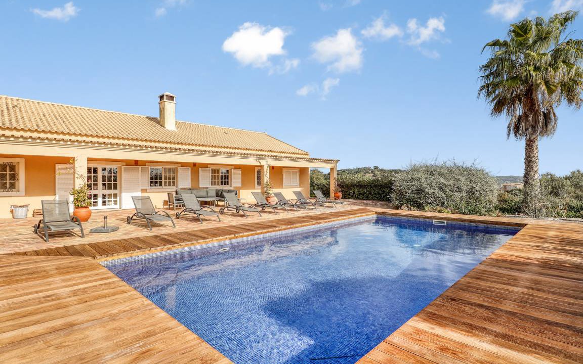 Concelho Villa | 240 m² Villa ∙ 4 bedrooms ∙ 8 guests