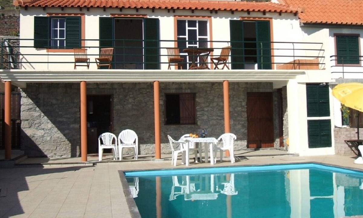 Arco da Calheta Villa | 30% Desconto! Madeira cottage, sea and mountain views plus pool, Arco da Calheta