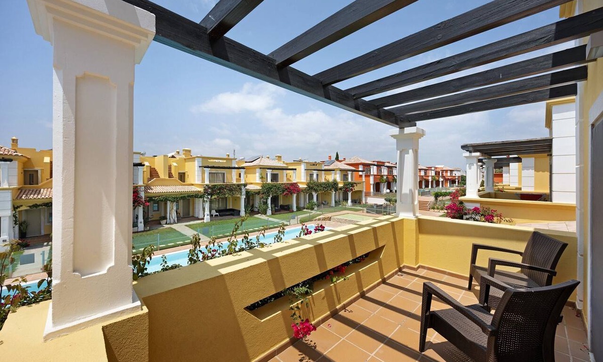 Luz de Tavira House | Alecrim Lux Tavira Residence 4M: Shared Pool, Wi-Fi & Air Conditioning