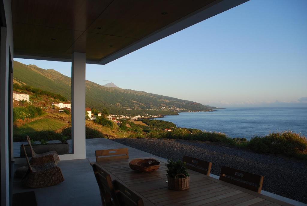 Sao Roque do Pico Villa | Atlantic Window