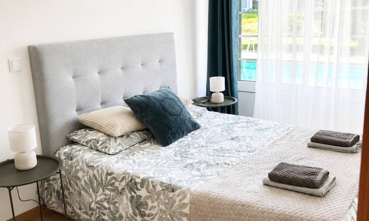 Vila Verde Bed & Breakfast | Bed and breakfast with shared pool (10m2)
