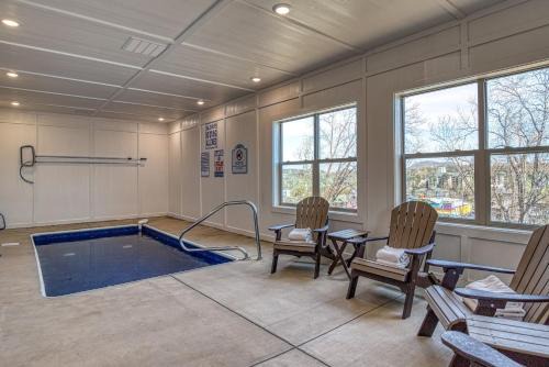 Pigeon Forge Ski Chalet | Blue Bear Splash