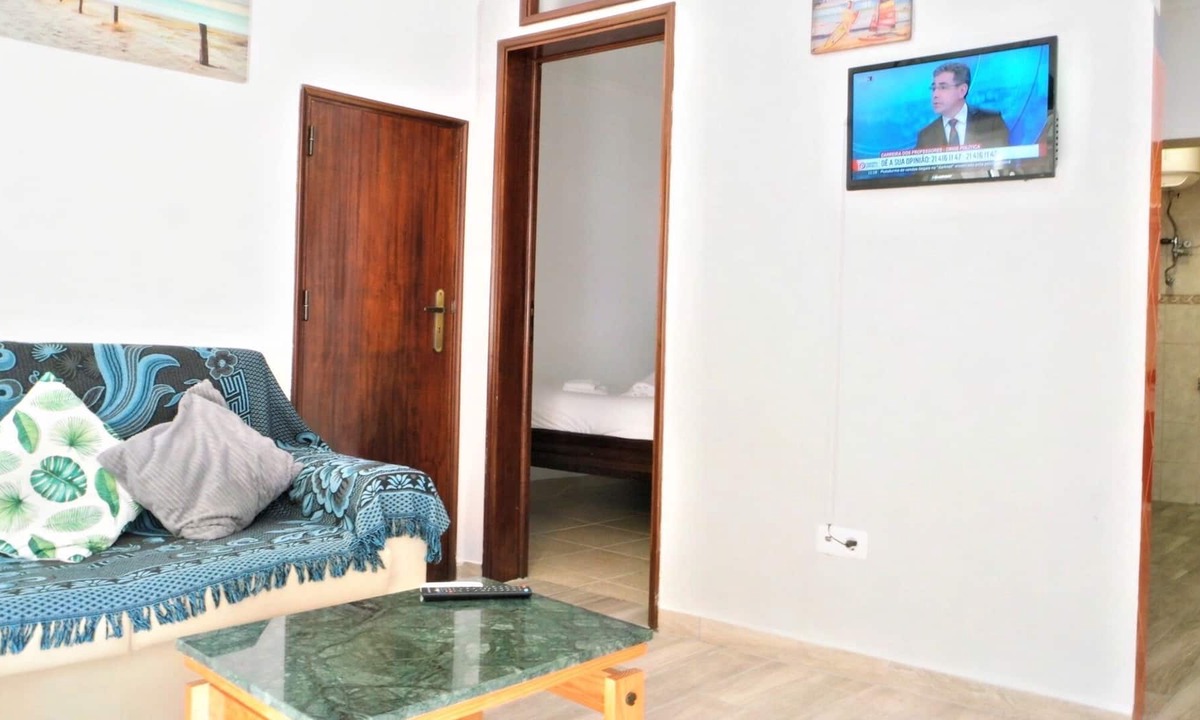Lagos City Center Cabin | Casa Celina