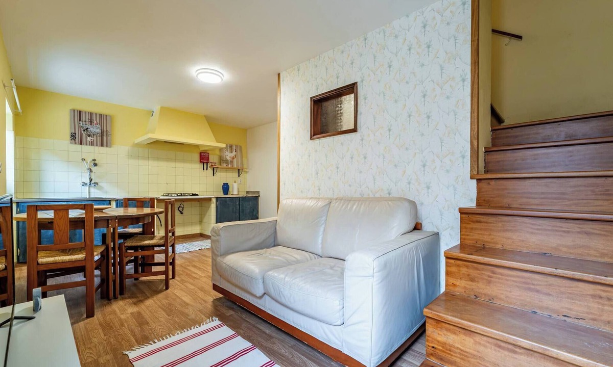 Vila Praia de Ancora House | Casa Típica com Alma e Mar