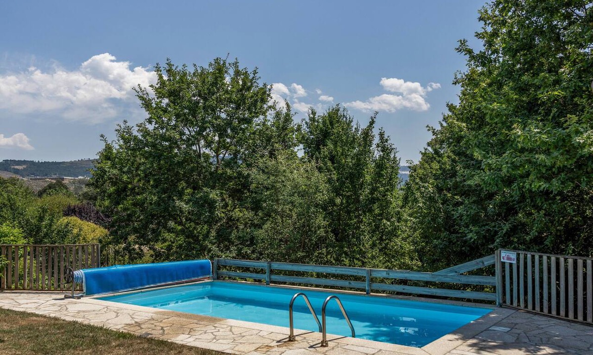 Molares RV Rental | "Figo Glamping" Tent with Mountain View, Private Pool, and Wi-Fi
