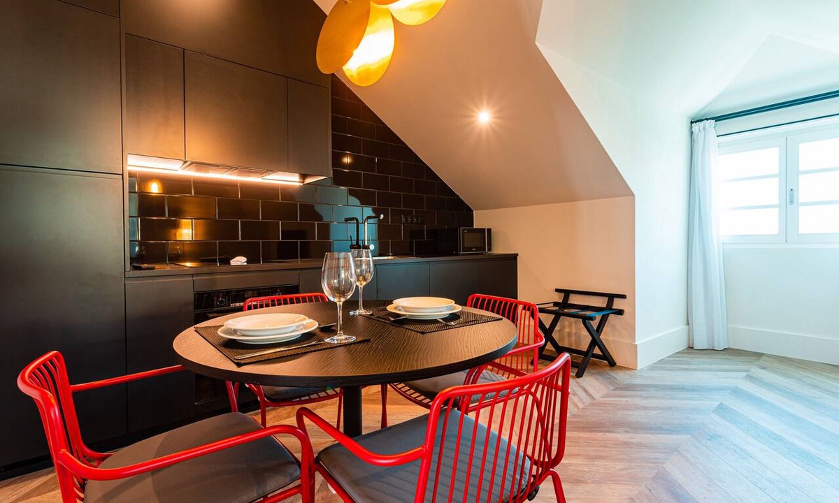 Old Town Apartment | FLH Viola Market with Terrace II