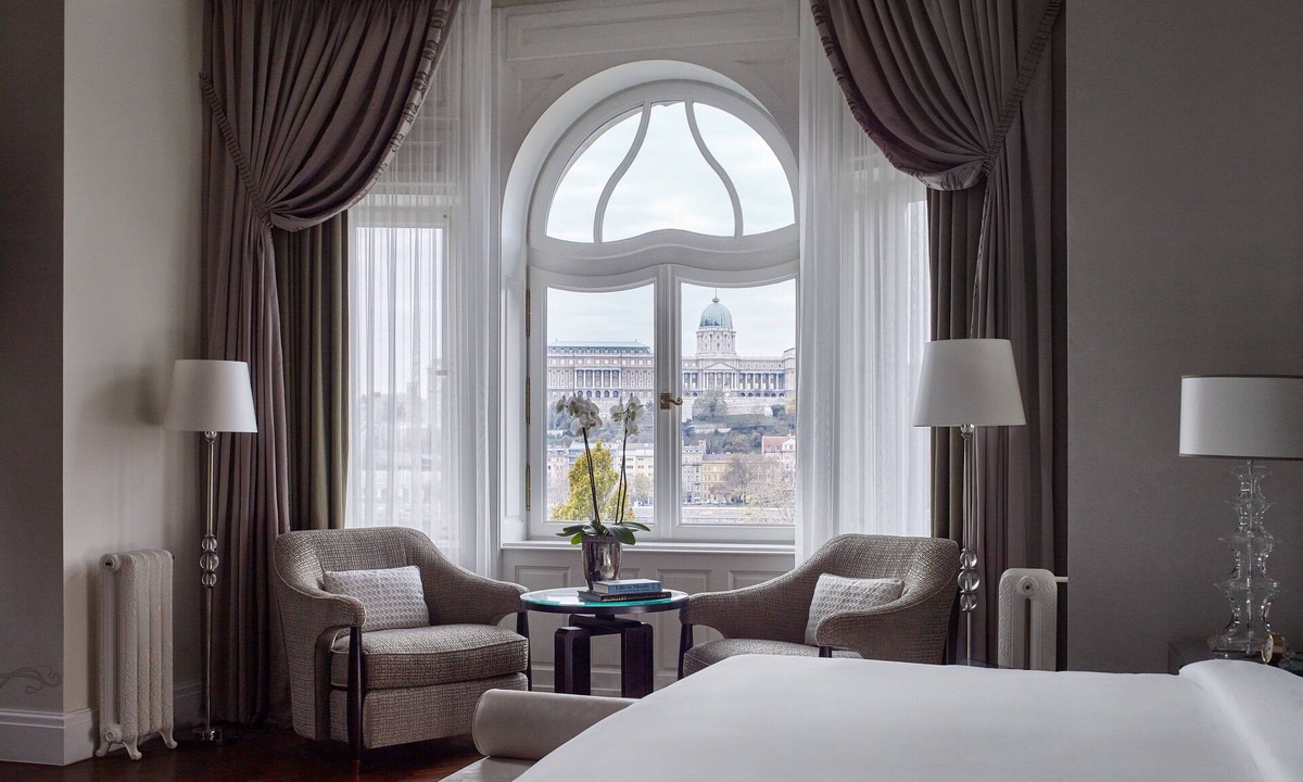 Belvaros - Lipotvaros Hotel | Four Seasons Gresham Palace