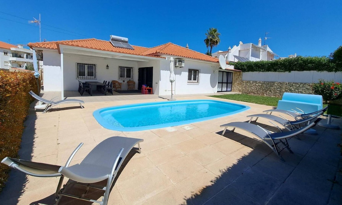 Vale de Carro House | Holiday house Albufeira for 1 - 10 persons with 4 bedrooms - Holiday house