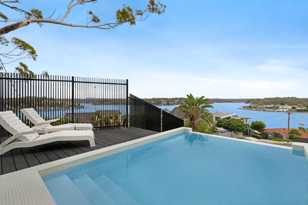 Kyle Bay House | Luxury Waterside Home Sanctuary