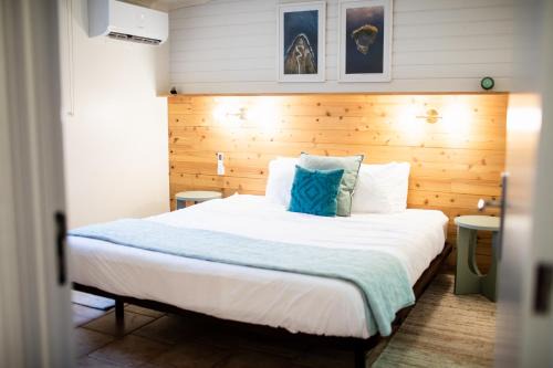 Bretanha Apartment | Mar - Boutique Garden Ocean View Suite in the Countryside - Vila Pilar