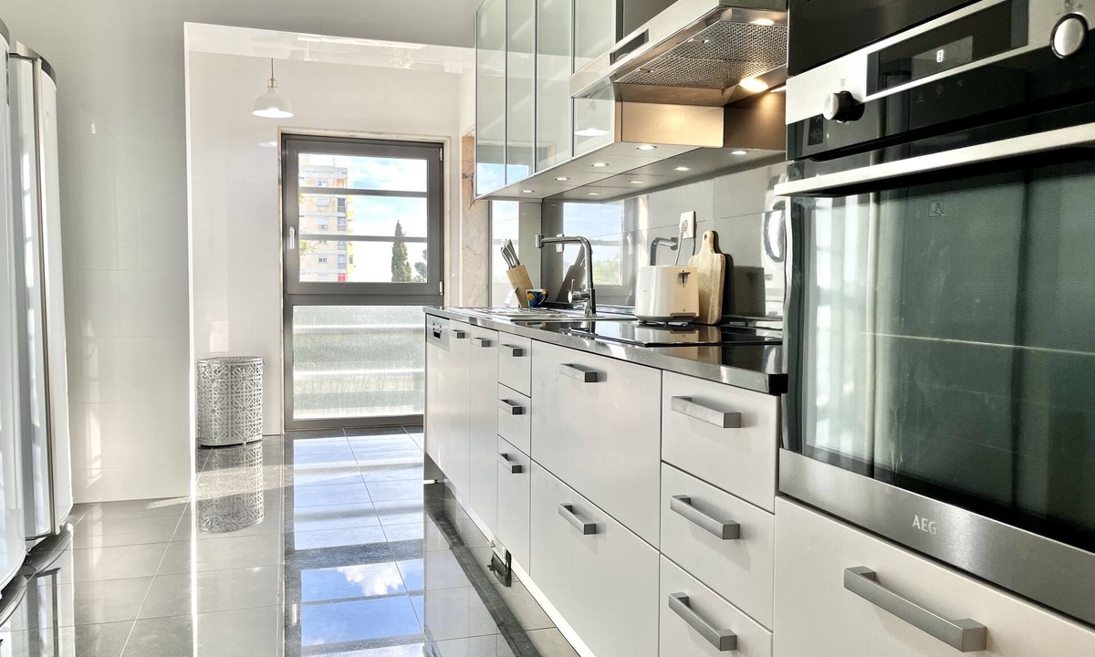 Olivais Apartment | Modern & Spacious APT with River View