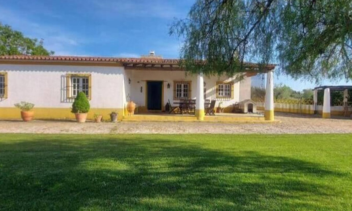 Viana do Alentejo Other | Montinho do Palanque – Tranquil Countryside Retreat with Pool & Hot Tub