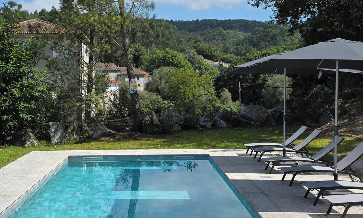 Fafe House | MyStay - Dam Slope