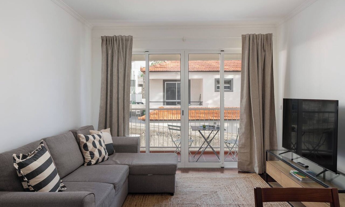 Santa Maria Maior Apartment | Near Funchal's Old Town - Santiago House