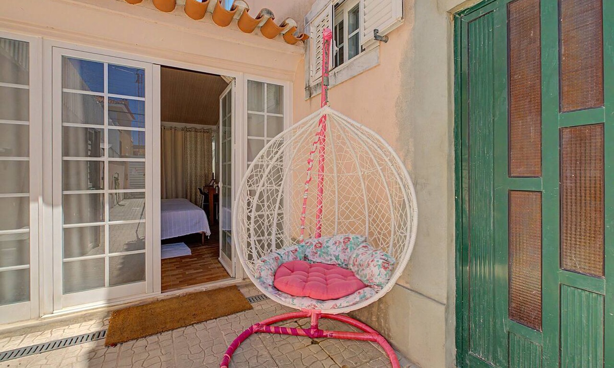 Carvoeira Apartment | O Cantinho do Sol in Talaíde – Cozy Retreat Between Coast and Lisbon