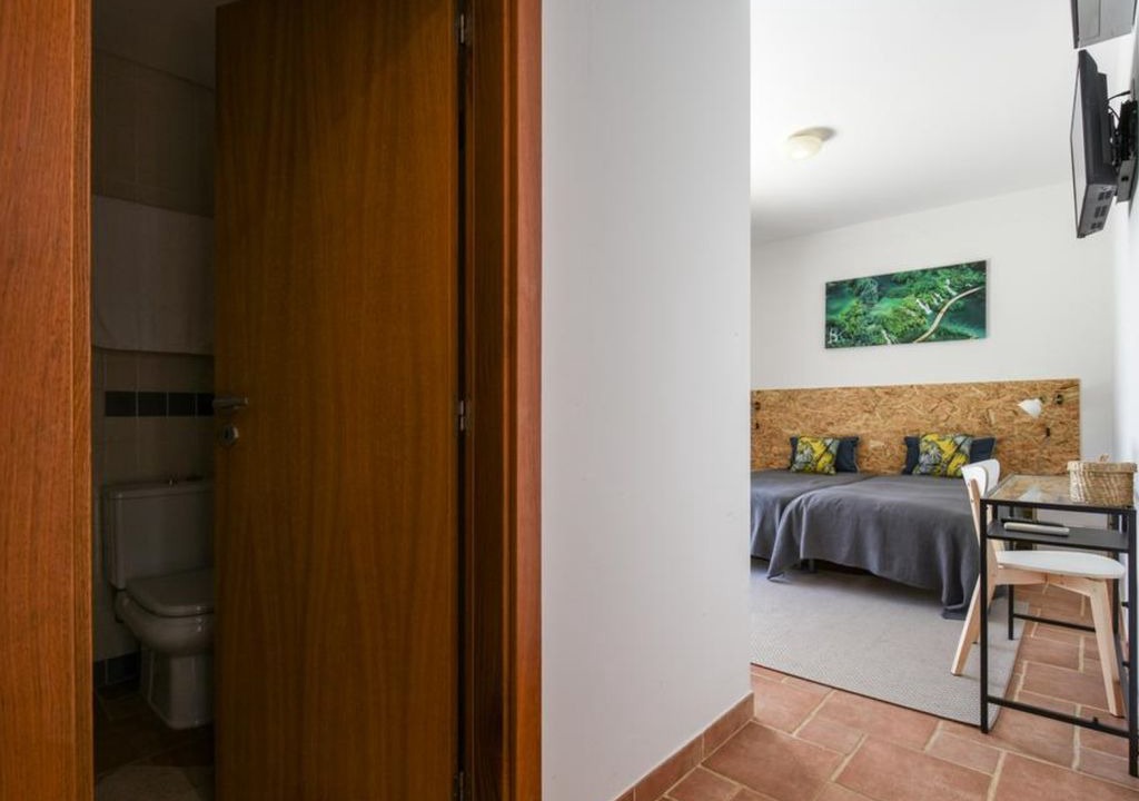 Retur House | Pé na Areia - Guest House Twin Room with Private Bathroom