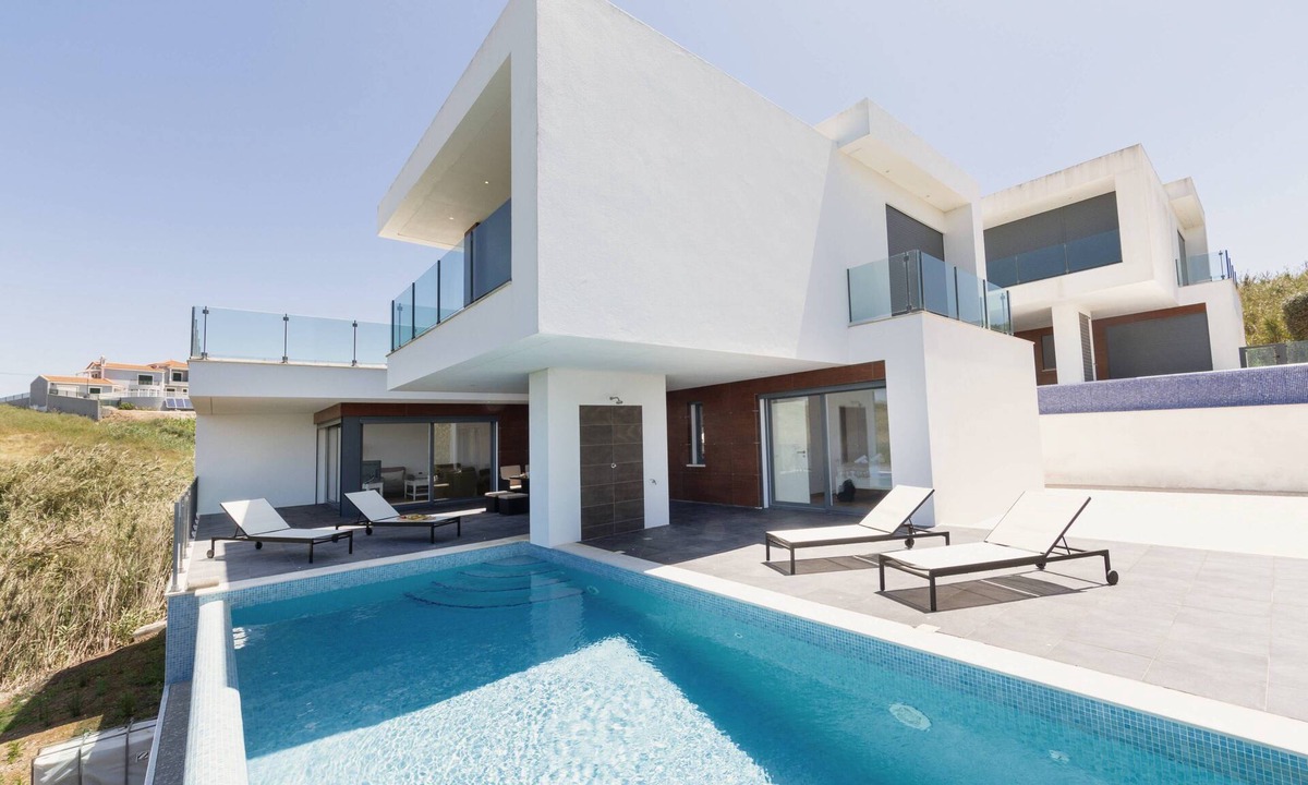 Atalaia Villa | Poolside and Seaview Villa
