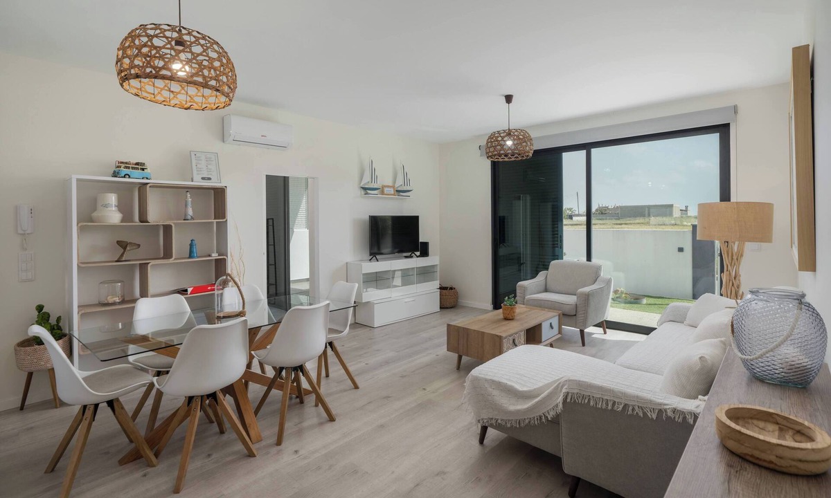 Cabeco da Ponta Villa | Quality villa, easy distance to beach|Vila Diana