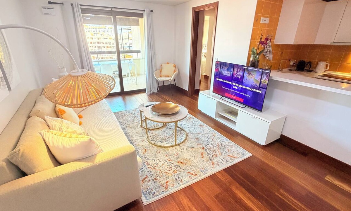Cascais Apartment | Seaside apartment in center of Cascais with terraces, salt swimming pool, garage