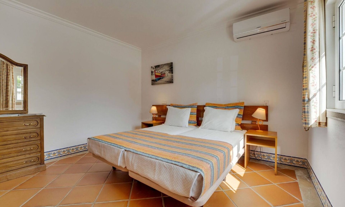 Albufeira Hotel | Serene Spacious Stay | Perfect for Discovering Algarve’s Coastal Gems