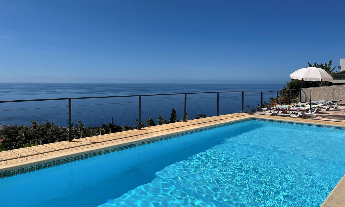Arco da Calheta Villa | Spacious Villa, Panoramic Sea Views, Private Pool, 3 Lounges, Games Room