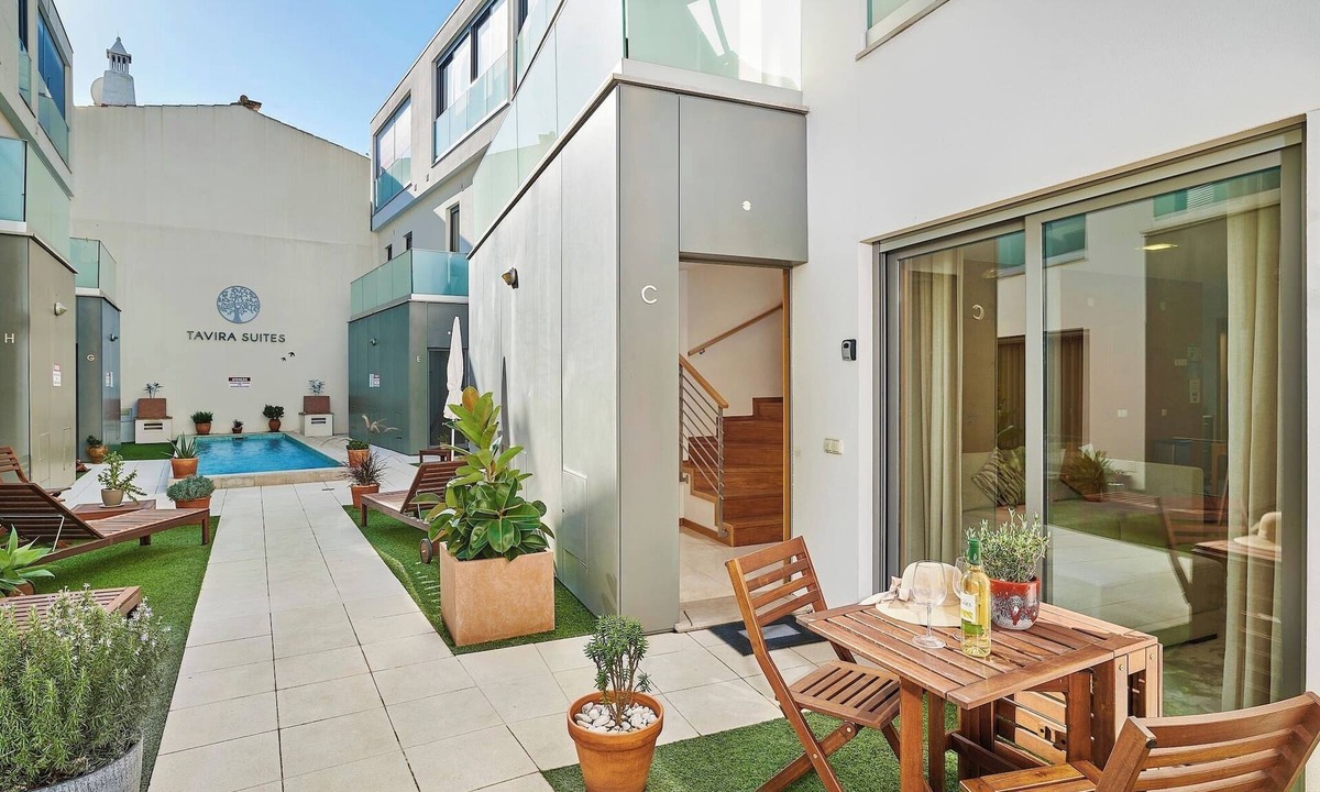 Tavira Ski Chalet | TAVIRA SUITES LARANJEIRA, Town Centre