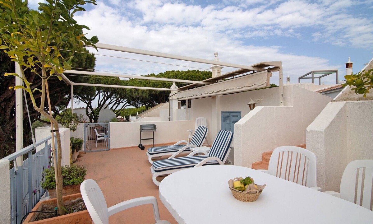 Vale do Lobo Villa | Villa Apfel with Sea View, Wi-Fi and Air Conditioning