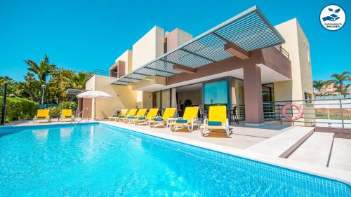 Armacao de Pera Villa | Villa Bahamas - Jacuzzi e piscina aquecível em Armação de Pêra