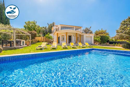 Vale Judeu Villa | Villa Los Angeles - Piscina Aquecível e BBQ - Boliqueime, Loulé