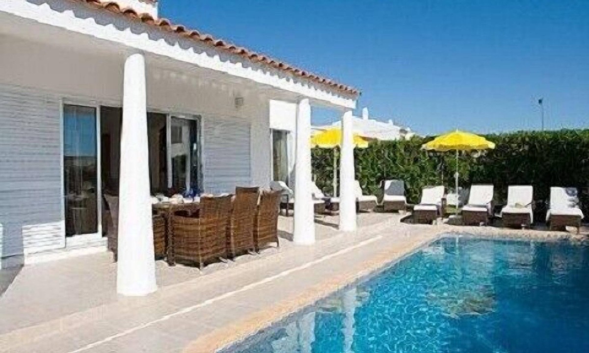 Areias de Sao Joao Villa | Villa Set, Beautiful Spacious Private 5 Bedroom Villa, Albufeira Town