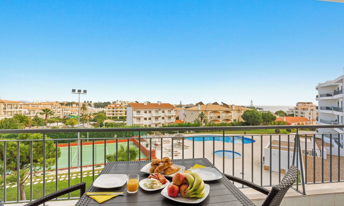 Olhos D'Agua Apartment | Vistas das Ondas Apartment Sea View (VO2-107)