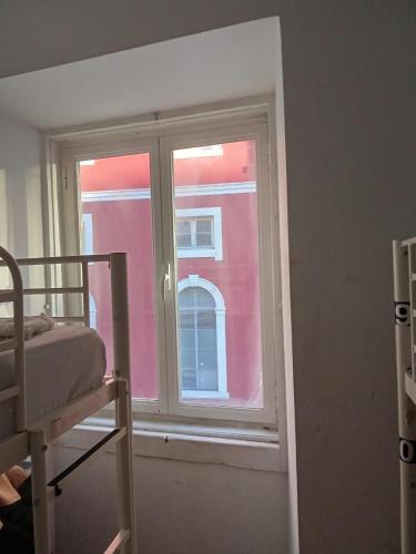 Santa Engracia Hostel | Welcome Hostel