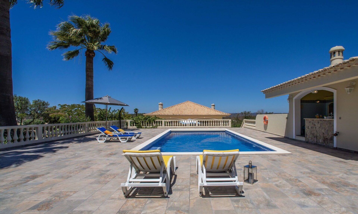 Sargacal House | Wonderful private villa for 4 guests with WIFI, A/C, pool, TV and terrace