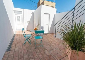 Cozy Fuseta Townhouse with Terrace Roof Solarium, 5min to Beach