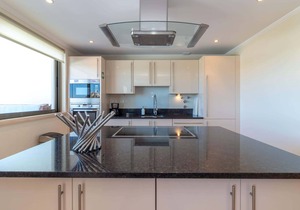 Premier nº 37 - Modern Two Bedroom Apartment with Sea Views