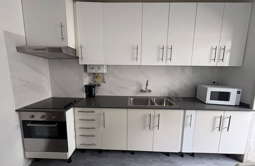 Parede Apartment | 1-Bedroom Apartment - Junqueiro, Carcavelos - Near the Beach