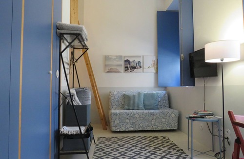 Leixões Apartment | 150 meters from the beautiful Matosinhos beach, close to restaurants and transportation