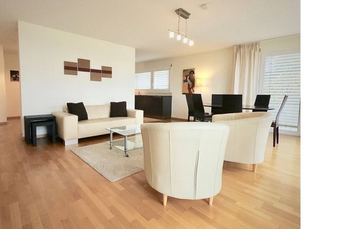 Lausanne Apartment | 173 * Bright, spacious and modern apartment with terrace and free parking includ