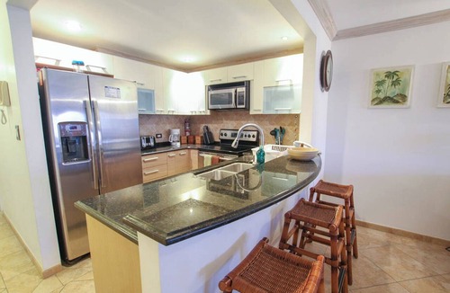 St. Lawrence Gap Apartment | 2-bed Apt by Beach in St. Lawrence Gap