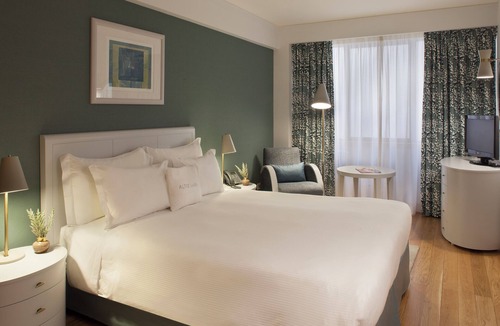Santo Antonio Hotel | 2 Homely Units Perfect for Groups at Altis Suites! w/Kitchenette, Pet-friendly!