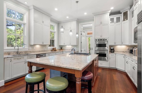 West Beach House | 24B Eugenia Avenue by Akers Ellis Rentals