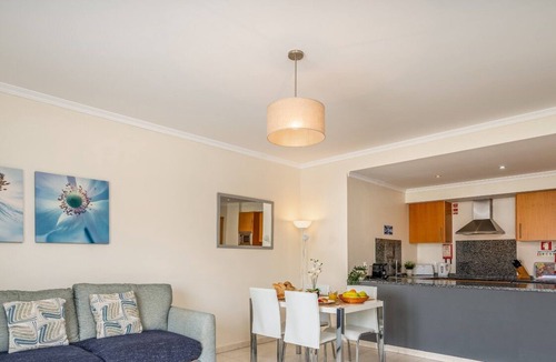 Olhos D'Agua Apartment | #284 Vista das Ondas by Home Holidays
