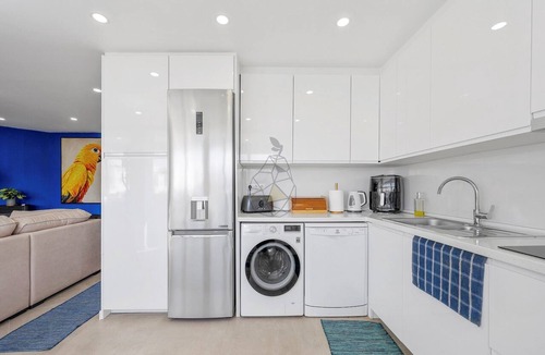 Parchal Apartment | 3-bedroom apartment in peaceful Parchal with AC