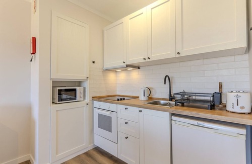 Correeira Apartment | #319 Cozy 1 Bedroom Apartment | Pool & Relaxation