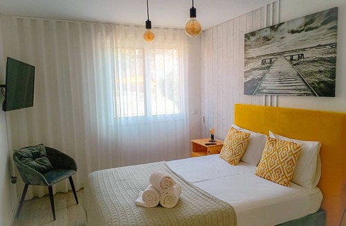 Arco Pintado Condo | 4-bedroom apartment, patio, 5 minutes from Coimbra University