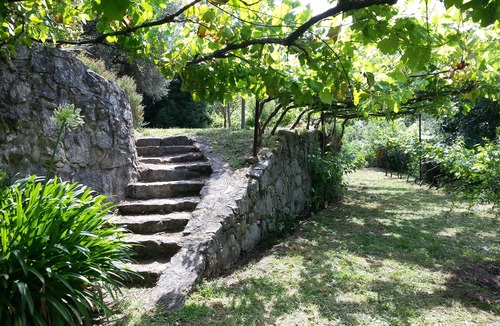 Calheiros House | 7 km from Ponte de Lima: Rural vacation rental with a pool and a garden offering an incredible view