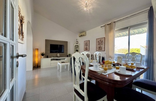 Correeira Apartment | Albufeira Stylish 5 by Homing