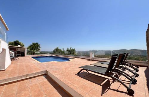 Sao Bras de Alportel Villa | Algarve Premium Villa With Pool by Homing