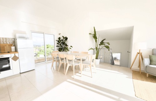 Budens House | Algarve Windmill, Villa & Pool. 2000m to the Beach
